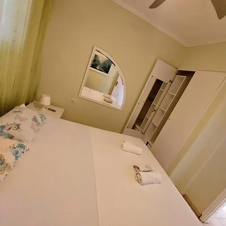 Anthi Apartment Palaiontsiflikion